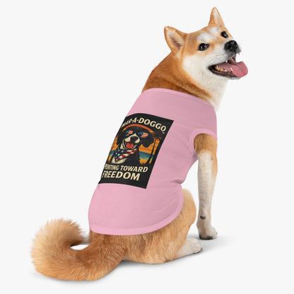Patriotic 'Mar-A-Doggo Pointing Toward Freedom' Dog Shirt